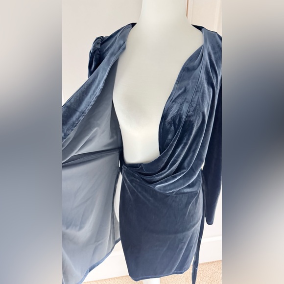 Lush Stone Blue Velvet Wrap Mini Dress Puff Sleeve Long Sleeve S Holiday Date - Picture 6 of 8